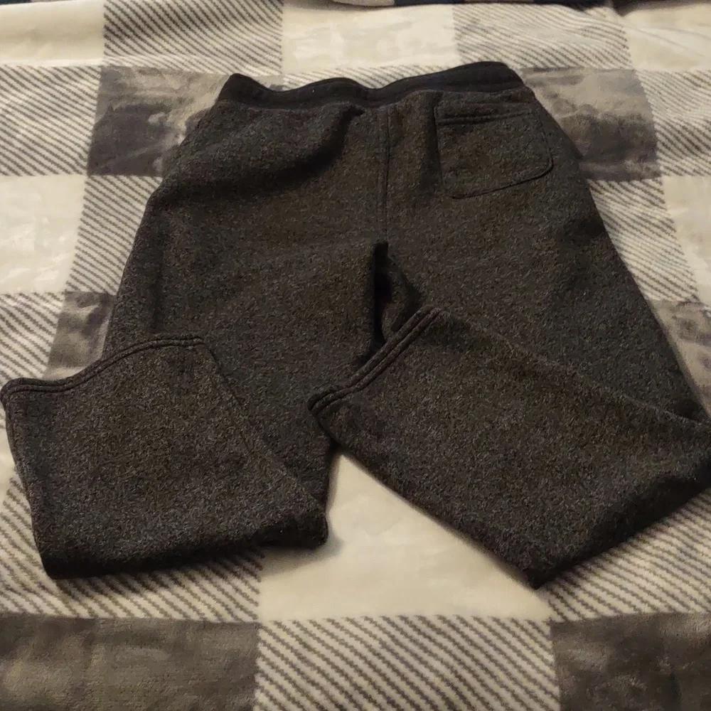 Boys Urban pipeline sweatpants, size S, charcoal
